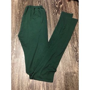 Soft solid leggings size medium